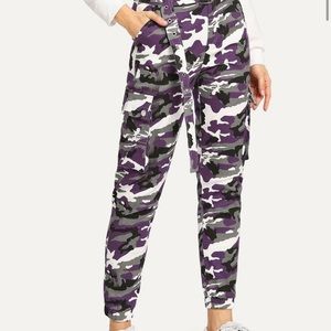 Camo print pocket belted cargo pants